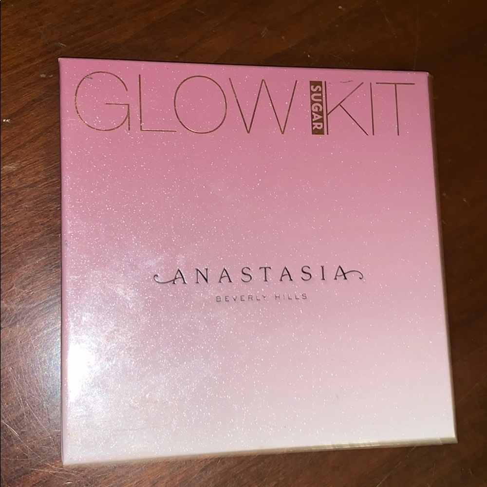 ANASTASIA BEVERLY HILLS sugar glow kit